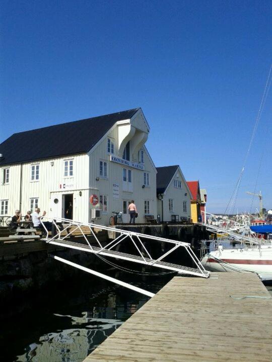Hotel Kronborg Marina à Sveggen Extérieur photo